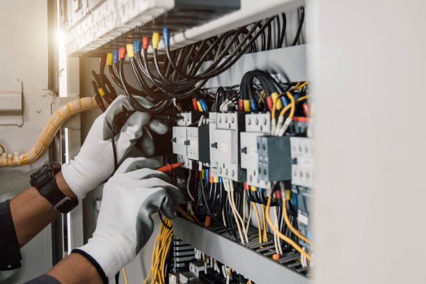 Best Commercial Electrician Services  in Waynesburg, OH